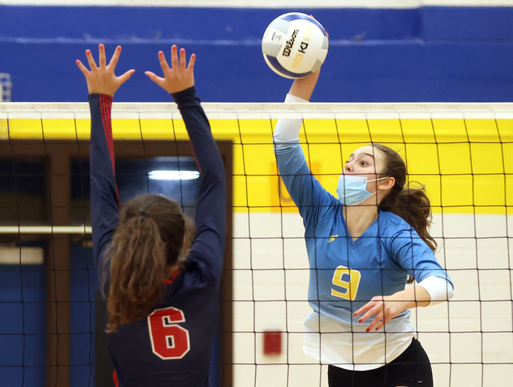 101221-cdp-sports-volleyball359.JPG